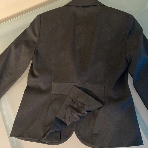 Banana Republic Black Notched Single Button Blazer Size 2P - Picture 8 of 11